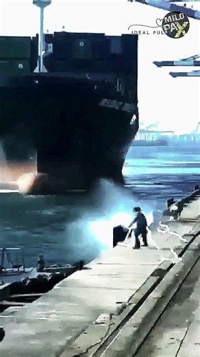 Why Ship Towing Is More Dangerous Than It Looks? 🤔🚢