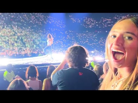Olivia Rodrigo Unraveled Tour Vlog (OPENING NIGHT)