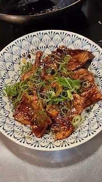 ご当地グルメ【帯広風豚丼】作った♪#B級グルメ#鉄鍋#帯広豚丼