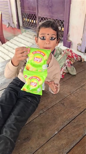 Experience the completejourney of building awooden logcabin from start tofinish inpure survivalstyle