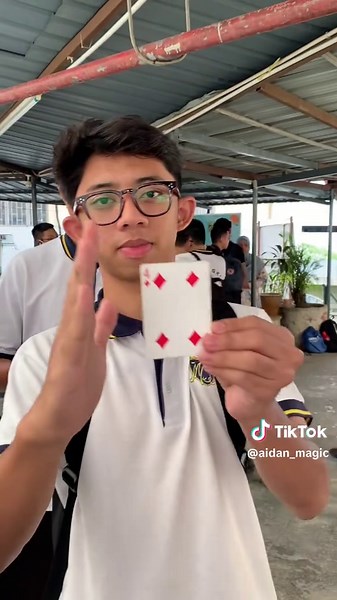 Exciting Sleight of Hand Magic Tricks to Try