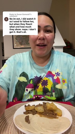 Replying to @Susan Gomez67 HAPPY NEW YEAR!! 🎉🎉🎉