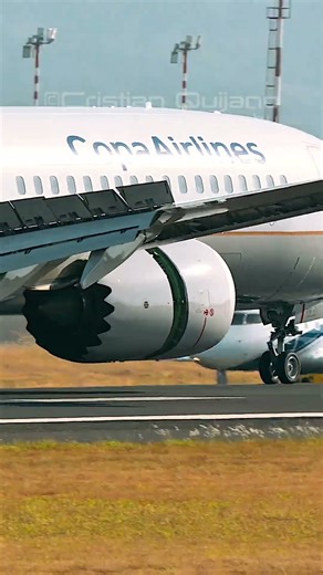 737 Max de Copa por pista 07 #aviation #boeing