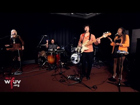 Lovetempo - "The Right Way" (Live at WFUV)