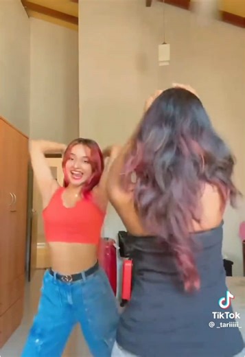 Exploring Sri Lankan Culture Through Its Young Women