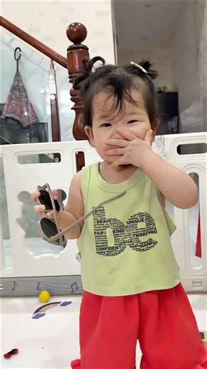 Em bé 1 tuổi biết đu trend, nhảy che miệng🥰 #aithanh #embe #cutebaby