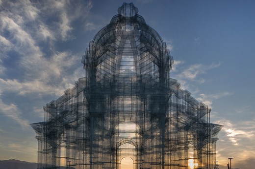 Edoardo Tresoldi Unveils Neoclassical Wire Mesh Sculpture at Coachella Festival