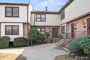 8 Highview Dr, Woodbridge Township, NJ 07095 - MLS 2510546R - Coldwell Banker