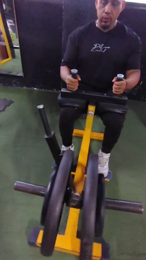 1.1K views | 4 x 12 repeticiones | SEVEN 7 SPORT GYM | Facebook