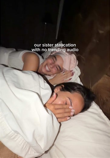 perfect trip with my perfect sister 🧸☁️ thanks to @airbnb #airbnbpartner 🤍 @sofia muse