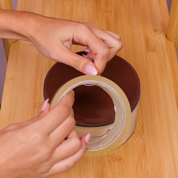 How to remove stickers without leaving a trace
