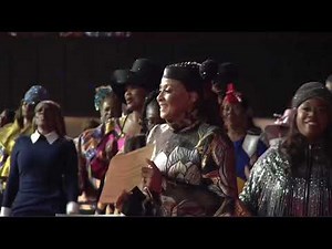 Dr. Dorinda Clark Cole Singing Lord I Thank You/Praise Break (COGIC Holy Convocation 2025)