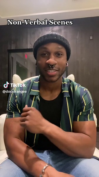 Exploring Non-Verbal Scenes: Beginner Watch Me Focus