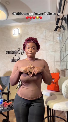 Download cardsale app and use my promo code UYR82N u will get a reward of 3200 instantly and u can withdraw it