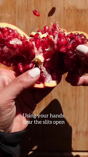 How to Open a Pomegranate: Easy Step-by-Step Guide