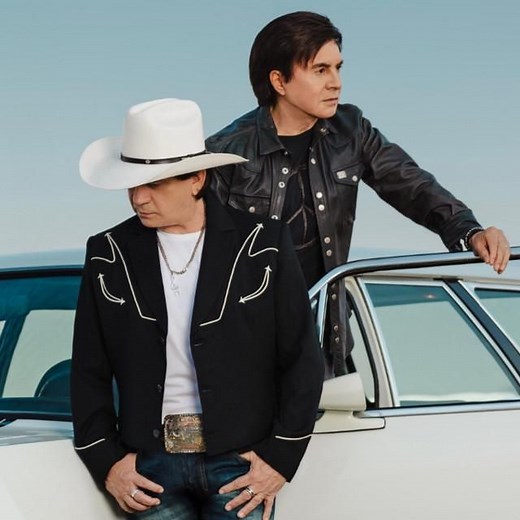 Amor Distante (part. Almir Sater) - Chitãozinho & Xororó - LETRAS.MUS.BR