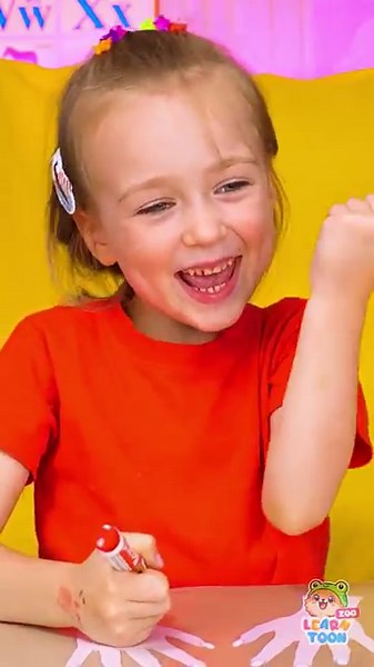 Dad's AMAZING DIY Manicure Studio for Counting Fun 🔢 💅🏼 #shorts #kids