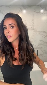 It’s easy to do beachy waves with Le Duo Flex & it even has cooling vents. Add to cart ASAP! | L'ange