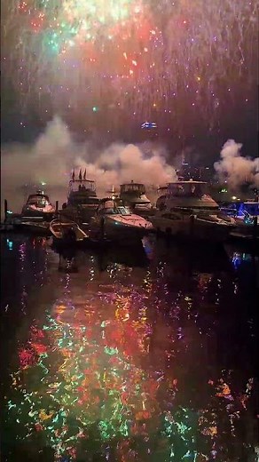 Boston went absolutely all out for the 4th of July! 🎆