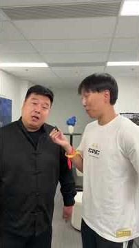 Interviewing a Chinese Fan at Worlds