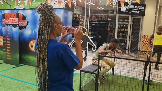 🎥 The vibes are unmatched at the Daveyton Mall Diski FanFest! ⚽🔥 From freestyle skills to epic prizes and non-stop energy — it’s all happening right here, right now! 💃🕺 You’ve seen the clips… now come be part of the action! We’re giving away prizes every hour until 3PM today, Saturday and Sunday. 🏆🎁 Don’t be the only one missing out — it’s going down at Daveyton Mall! 🎉 #DaveytonMall #DiskiFanFest #FootballVibes #DoctorKhumalo #WeekendFun #ItsGoingDown | Daveyton Mall