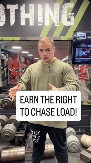 CHRIS MCCREADIE - LIFESTYLE & PREP COACH on Instagram: "Smaller movements, smaller jumps Instead of trying to rush to the heaviest load possible with awful execution, focus more on smarter more incremental jumps and execute more accurately. As for more direct isolated movements (example - lateral raise), making too big of a jump can really place a detrimental impact on your progress. Not all movements require marginal jumps however in order to really benefit from each movement, overall execution