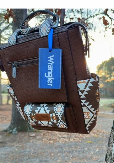 Wrangler Convertible Backpack with Adjustable Straps Western Purse Tote #tiktokshopcreatorpicks #wrangler #wranglerpurse #newyearnewme
