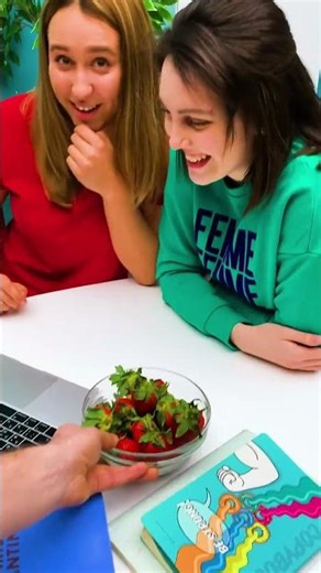 Epic Prank Wars: Hilarious Tricks to Try with Friends! 😂🎉