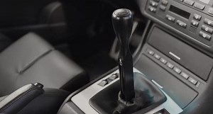 What is a Short Throw Shifter & How Do They Work? | Low Offset