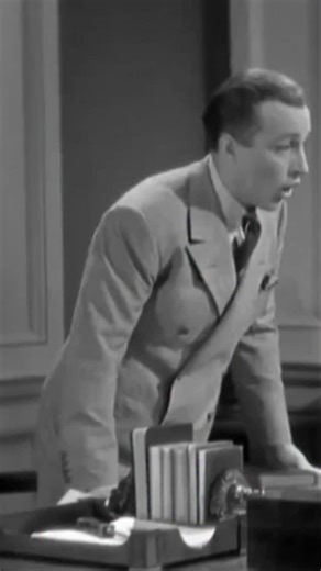 Bing Crosby Fan Club on Instagram: "College Humor is a 1933 American pre-Code musical comedy film directed by Wesley Ruggles that serves as an early showcase for the legendary crooner Bing Crosby. The plot centers on a romantic rivalry between Crosby’s character, Professor Frederick Danvers, and the school’s star football player, Mondrake (played by Richard Arlen), as they both vie for the affections of a beautiful coed named Barbara (Mary Carlisle). Set against a backdrop of energetic collegiat