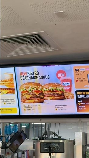 Maccas new Bistro Béarnaise Angus burger! 🍔
