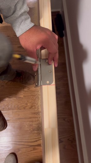 Self Centering Drill Bit How to properly install new door hinges! In this quick video we demonstrate how a self centering drill bit makes it quick and easy to install a hinge. When installing door hinges even the slightest misalignment can make it difficult to properly install a door. That’s where this quick and easy tool comes in handy. This dill bit gives you a pilot hole directly in the middle so your screw can sit flush. This bit was purchased at Lowe’s but you can almost find them anywhere 