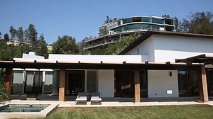 2016: Work continues on Mohamed Hadid's controversial mansion