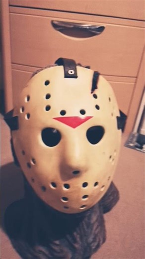 Friday the 13th part vi jason lives mask