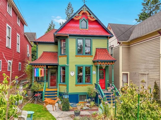 The 15 most viewed Oregon homes for sale in 2025 based on online Redfin searches will surprise you
