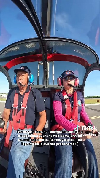 Empowering Women in Aviation: Breaking Barriers