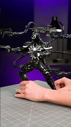 INSANE $280 Agent Venom Figure! - Hot Toys Agent Venom Spider-Man Figure Unboxing | First Look