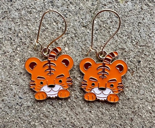 Baby Rajah, Baby Tiger Earrings, Disney, Aladdin Inspired Disney, Princess Jasmine, Raja - Etsy