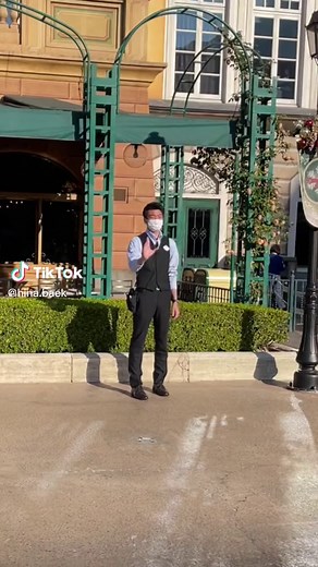 ディズニーキャストの魅力とコスチューム紹介