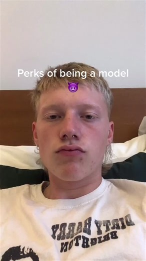 Exploring the Unique Experiences of Being a Model