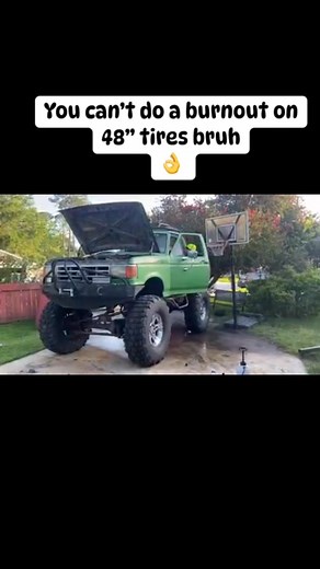 Bronco doing a burnout #burnout #truck #offroad | Matt Mckinzie