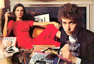 Delving deep into Bob Dylan’s triumphant album ‘Bringing It All Back Home’