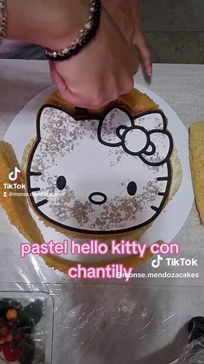 DIY Hello Kitty Cake Decorating Tutorial