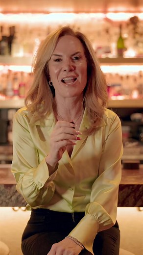 🍢✨ Our Filet Mignon Skewers feature tender prime beef, flame-grilled with vibrant tricolor peppers and onions, finished with a sriracha aioli, soy glaze, and chili-chive oil. A bold, balanced bite crafted for the perfect start to your evening. Join us for a weekend of legendary live music,, incredible food, and great vibes! #losangelesjazzclubs #lajazzlive #vibratogrilljazz #belairjazz #losangelesrestaurants #belairdiningexperience #socallivejazz #livejazz #losangelesmusicians #lasingers #lajaz