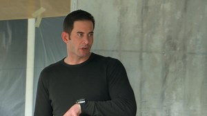 3.5K views · 113 reactions | Tarek is using his skills to help two first-time house flippers. It gets off to a rocky start when they spend $5000 a month on the mortgage alone, so they need to flip fast. Can Tarek's expertise help get this difficult project off the ground? #Flipping101WithTarekElMoussa Watch full episodes on discovery+: https://bit.ly/3HfHr6e | Love Home | Facebook