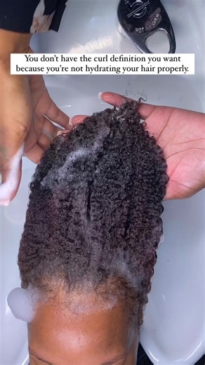 Achieving Natural Curls with Soap on Your Hair