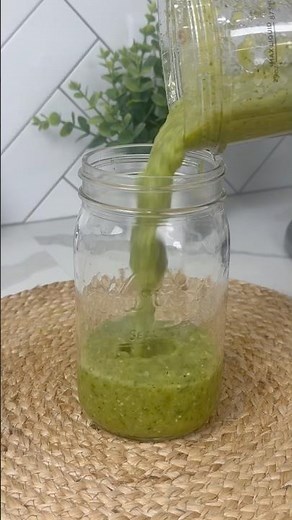 5-Minute Salsa Verde (The Canned Tomatillo Hack!)