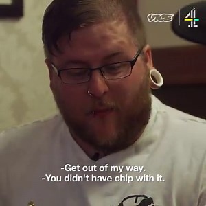 4.2M views · 3K reactions | Parmo is the 3 AM drunk food of your dreams. A decadent combination of breaded chicken, deep fried with a layer of béchamel sauce and melted cheese - it's a culinary institution in the North East of England. | VICE | Facebook