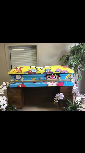 Custom Tribute Caskets: Personalized Funeral Home Services in Nashville