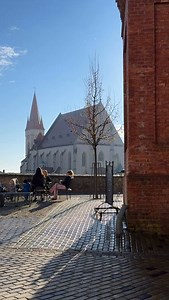 ADVENT Přijeďte do Znojma si užít krásný předvánoční čas. Bohatý program, chaloupky s občerstvením, betlém a plno fotogenických koutků. Vše pár kroků od Staré Pekárny. 🎄 Come to Znojmo city to enjoy beautiful pre-christmas time. A rich program, small cottages with refreshments, crib and fotogenic corner. All of this just few steps from Old Bakery. 🎄 #vanoce #christmastime #znojmocity | Stará Pekárna/Old Bakery
